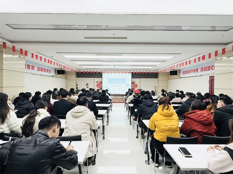 華礦集團(tuán)新一批榮獲“國(guó)家礦用產(chǎn)品安全標(biāo)志證書(shū)”隔絕式壓縮氧氣自救器系列產(chǎn)品舉行宣講發(fā)布會(huì)